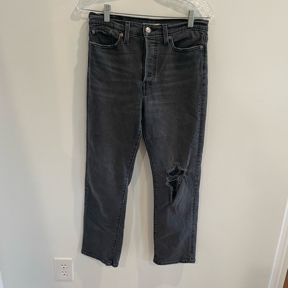 Levi’s Wedgie Straight Jeans - Picture 6 of 11